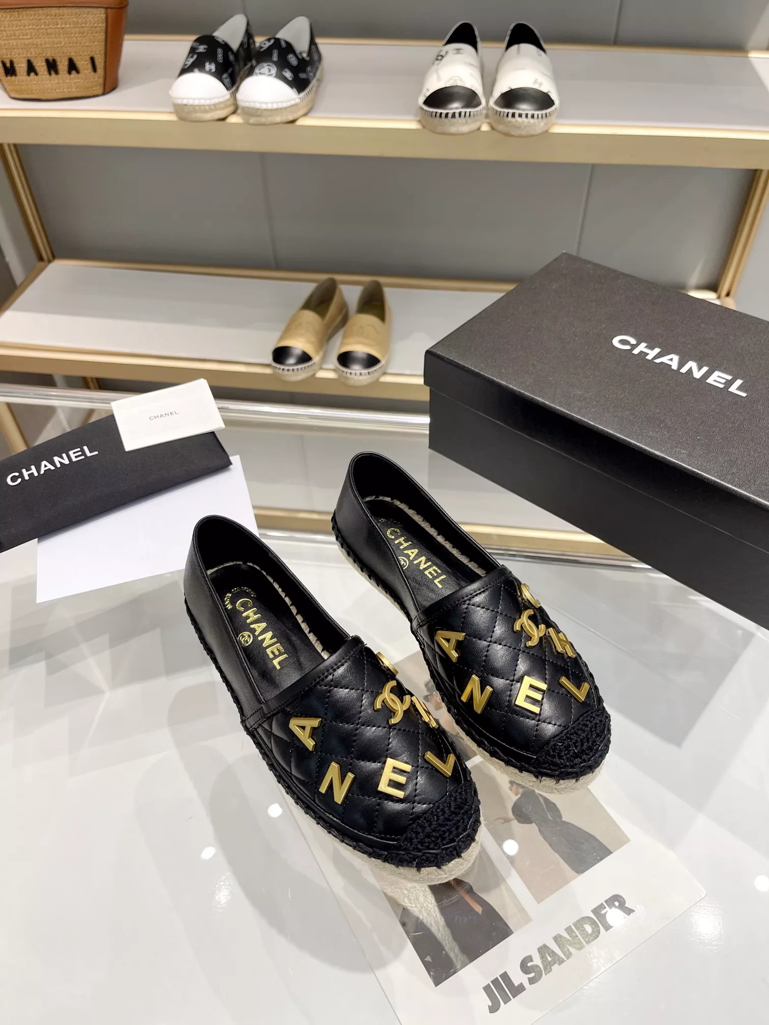 chanel flat chaussures pour femme s_12761a01